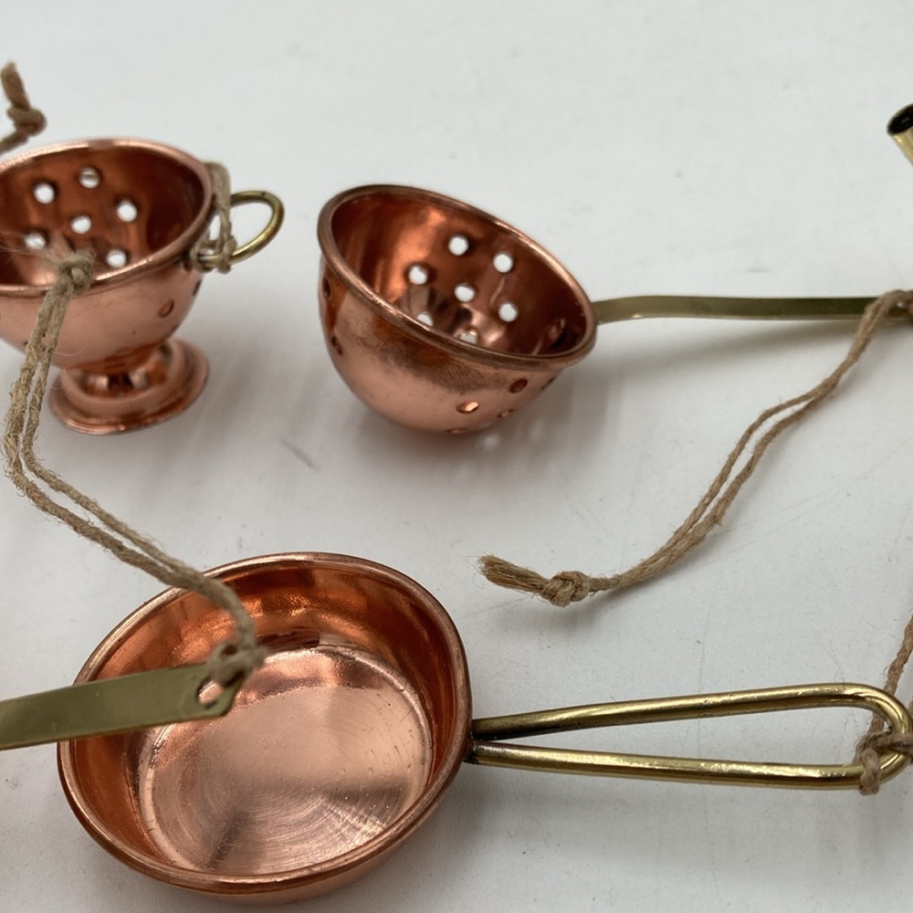 Miniature Copper Cookware Ornaments - Picture 4 of 7